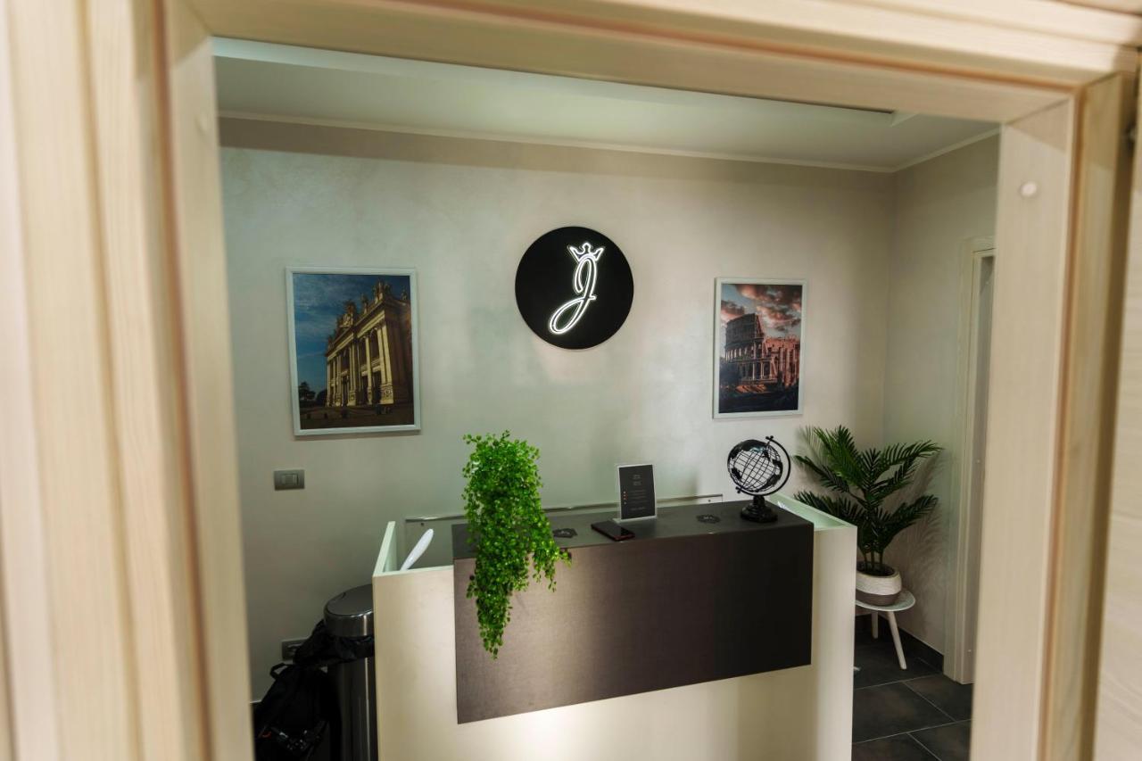 Julia Luxury Suite Rome Exterior photo